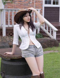 《异界之机械风暴-坠母》